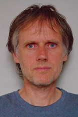 Foto Roland Miyamoto